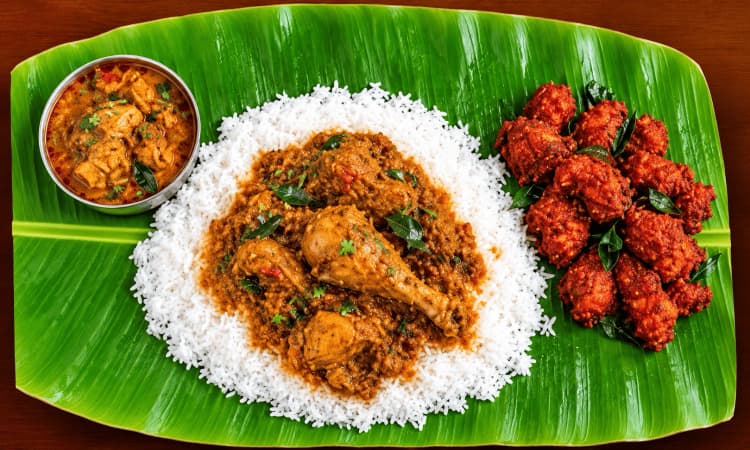 சிக்கன் சாப்பாடு - traditional non-vegetarian food at Saaral Mess, Tenkasi